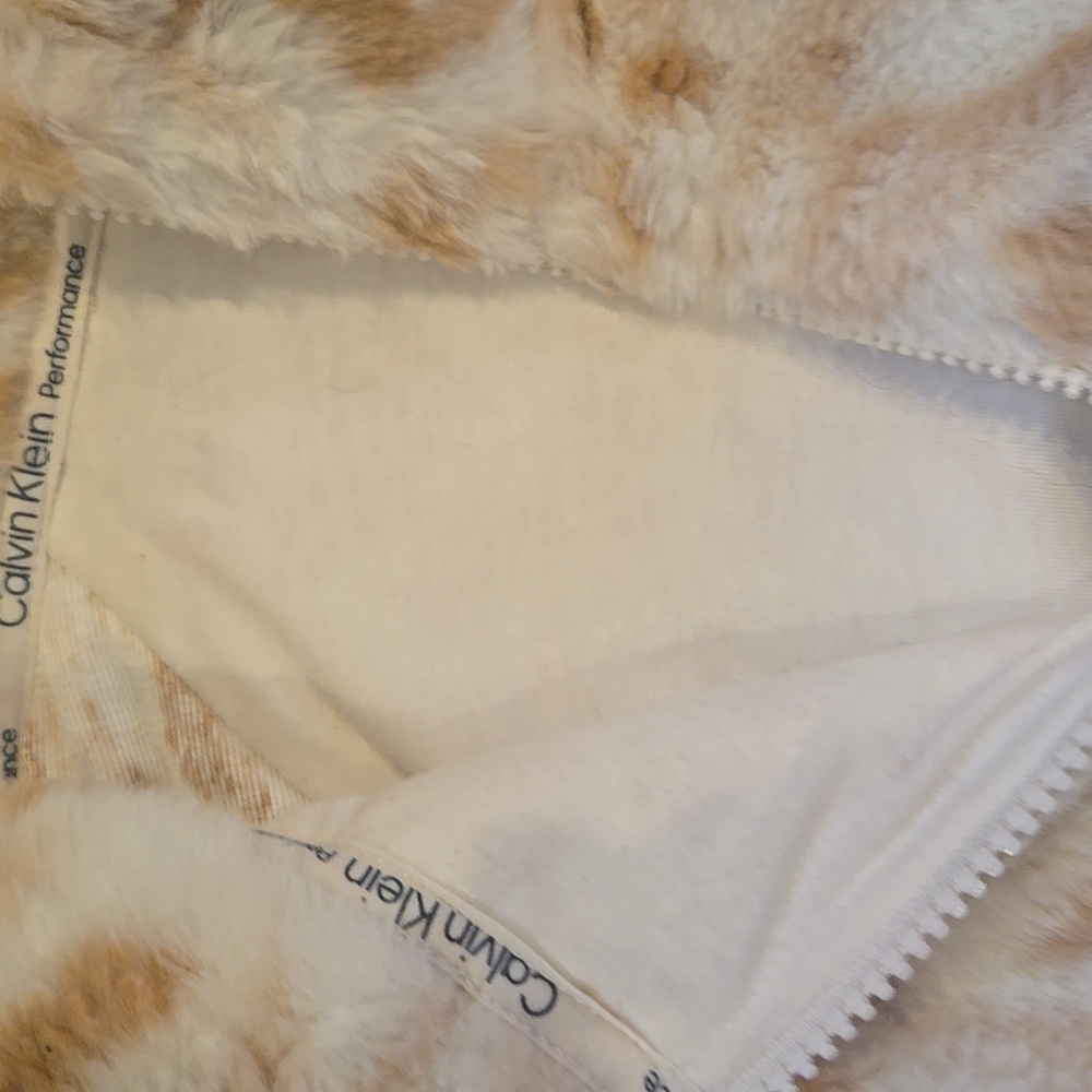 Calvin Klein Performance Cream/Tan Faux Fur/Fleece 1/4 Zip Lined Jacket - Picture 6 of 10